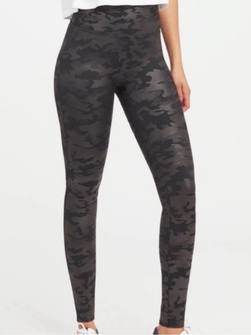 Spanx Faux Leather Black
Camo Leggings
